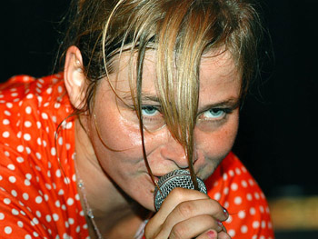 Bernadette La Hengst